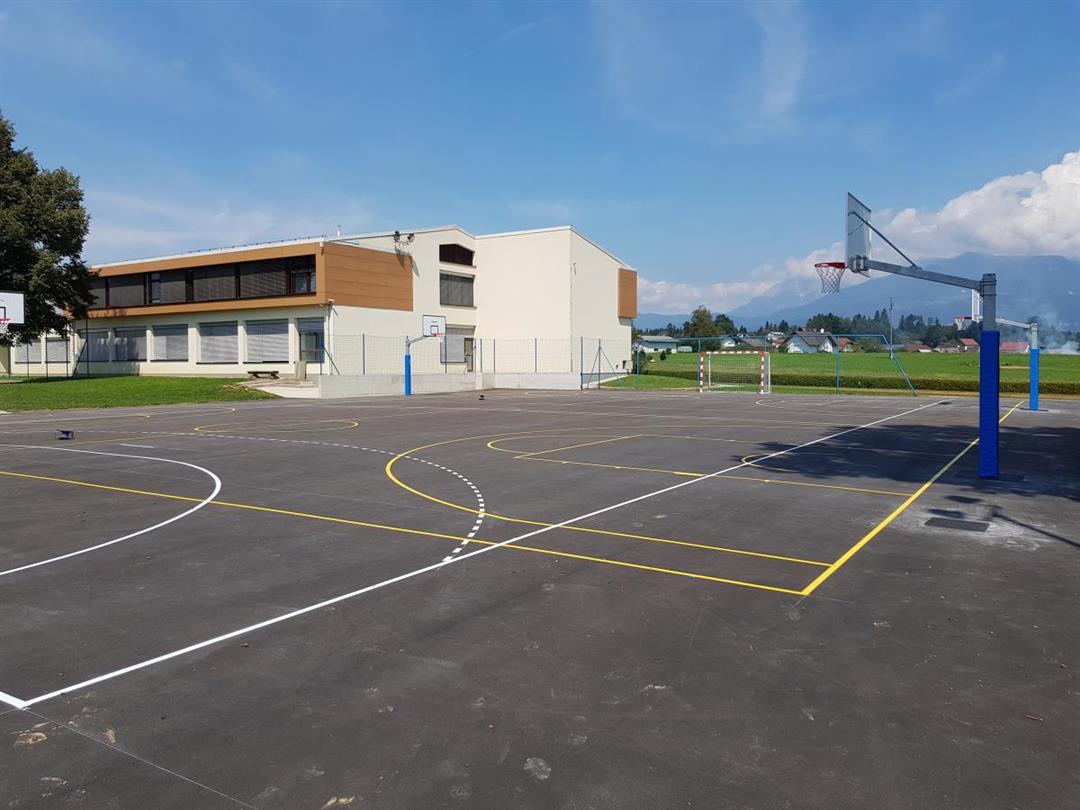 4.5 OŠ VODICE igrišče